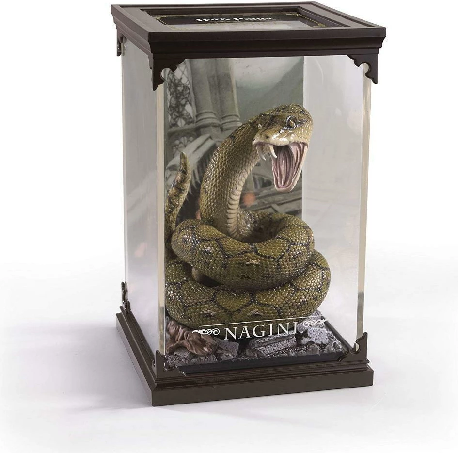 Figurinë koleksionuese NOBLE COLLECTION Harry Potter Magical Creatures Nagini 18.5 cm, e gjelbër, me kuti akrilike