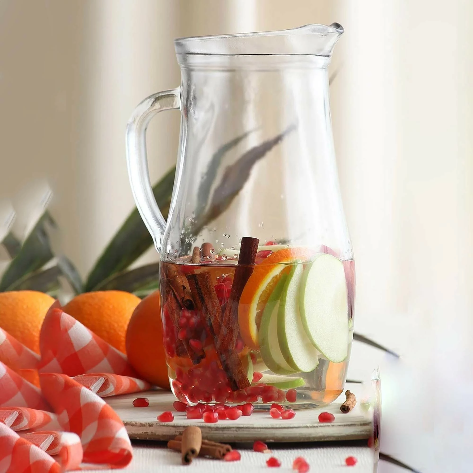 Karafë qelqi LAV Sofia 1.8 L me kapak, transparente, set 2 copë