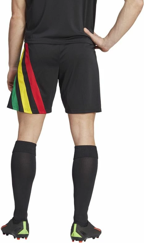 Shorce adidas për meshkuj, të zeza