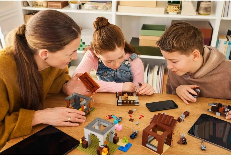 Set ndërtimi Lego Minecraft për fëmijë