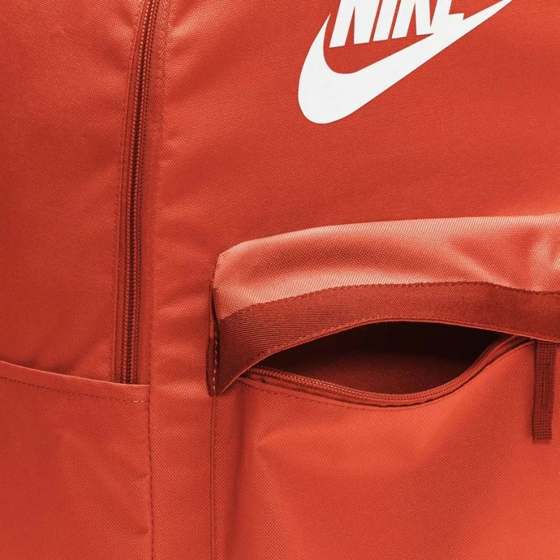 Çantë shpine Nike Heritage 2.0, e portokalltë
