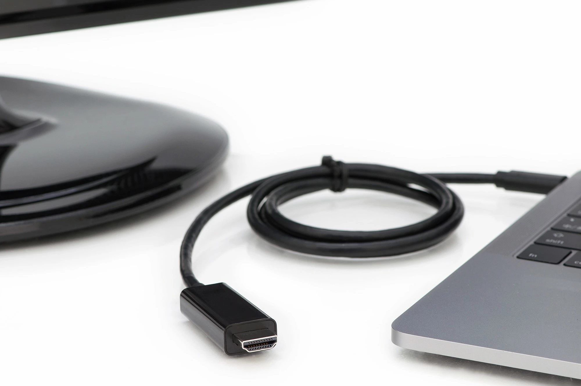 Kabëll adapter USB Type-C në HDMI Digitus, 2m, i zi