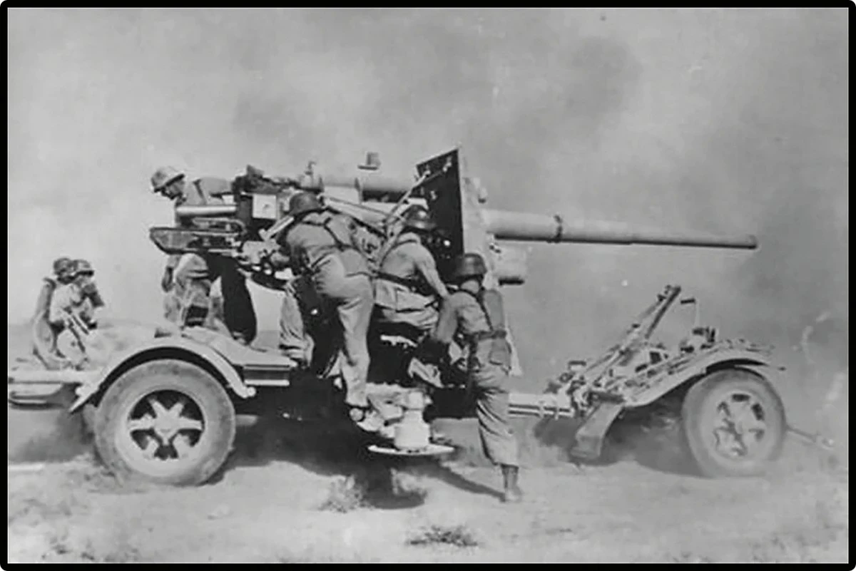 Set blloqe ndërtimi, Cobi, 8.8 cm Flak 18 me rimorkio, COBI-3140, 360 pjesë, shkallë 1:35, 2 figurina