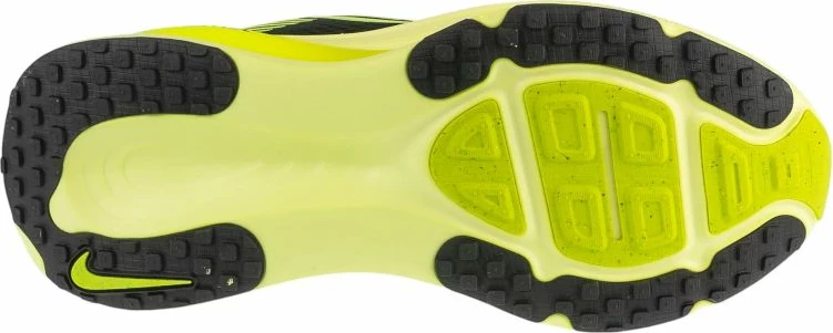 Atlete Nike Vomero 18 HM6804-008, të zeza [Madhësia: 39]