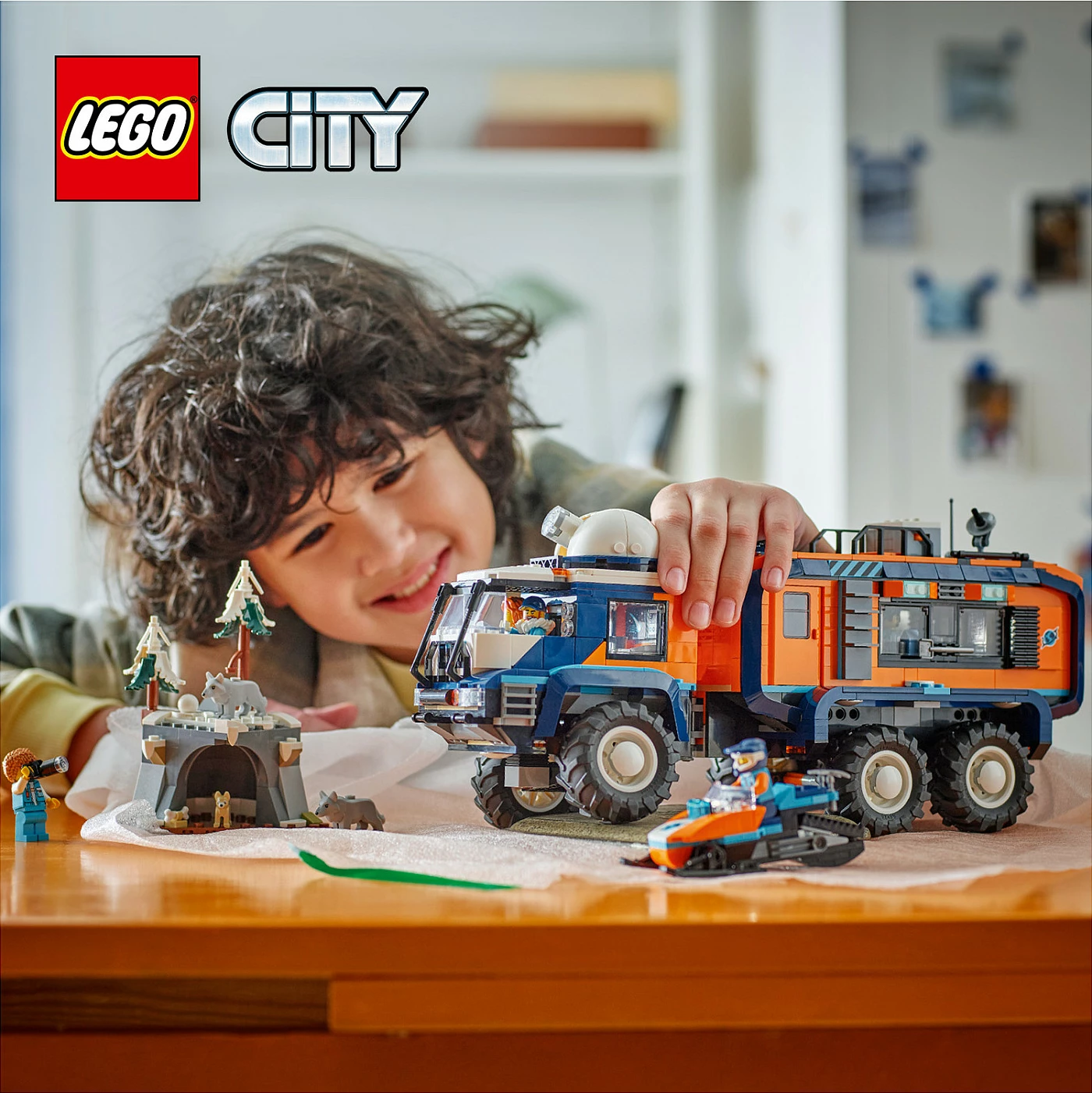 Set ndërtimi LEGO City 60471 Arctic Explorer Science Lab Truck, 1064 copë, multikolor