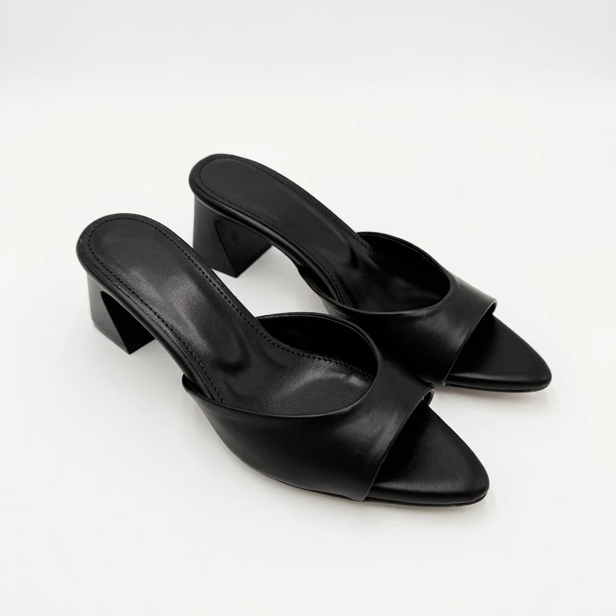 Morgana Black Leather