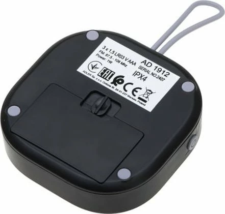 Radio FM Adler IPX4, me orë dhe 2 alarme, 3xAAA, gri