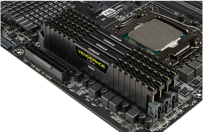 RAM Memorje Corsair Vengeance LPX 16GB DDR4 2400MHz e zezë