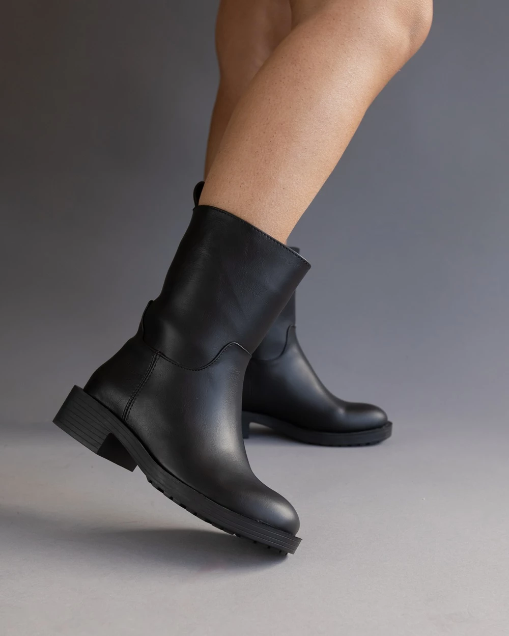 Mono Black