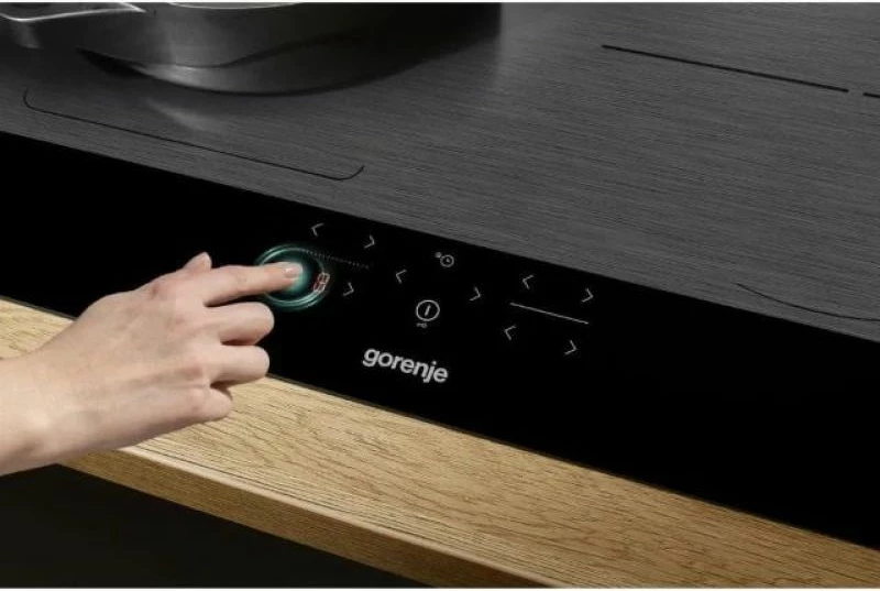 Pllakë induksioni Gorenje GI6421SYB, e zezë