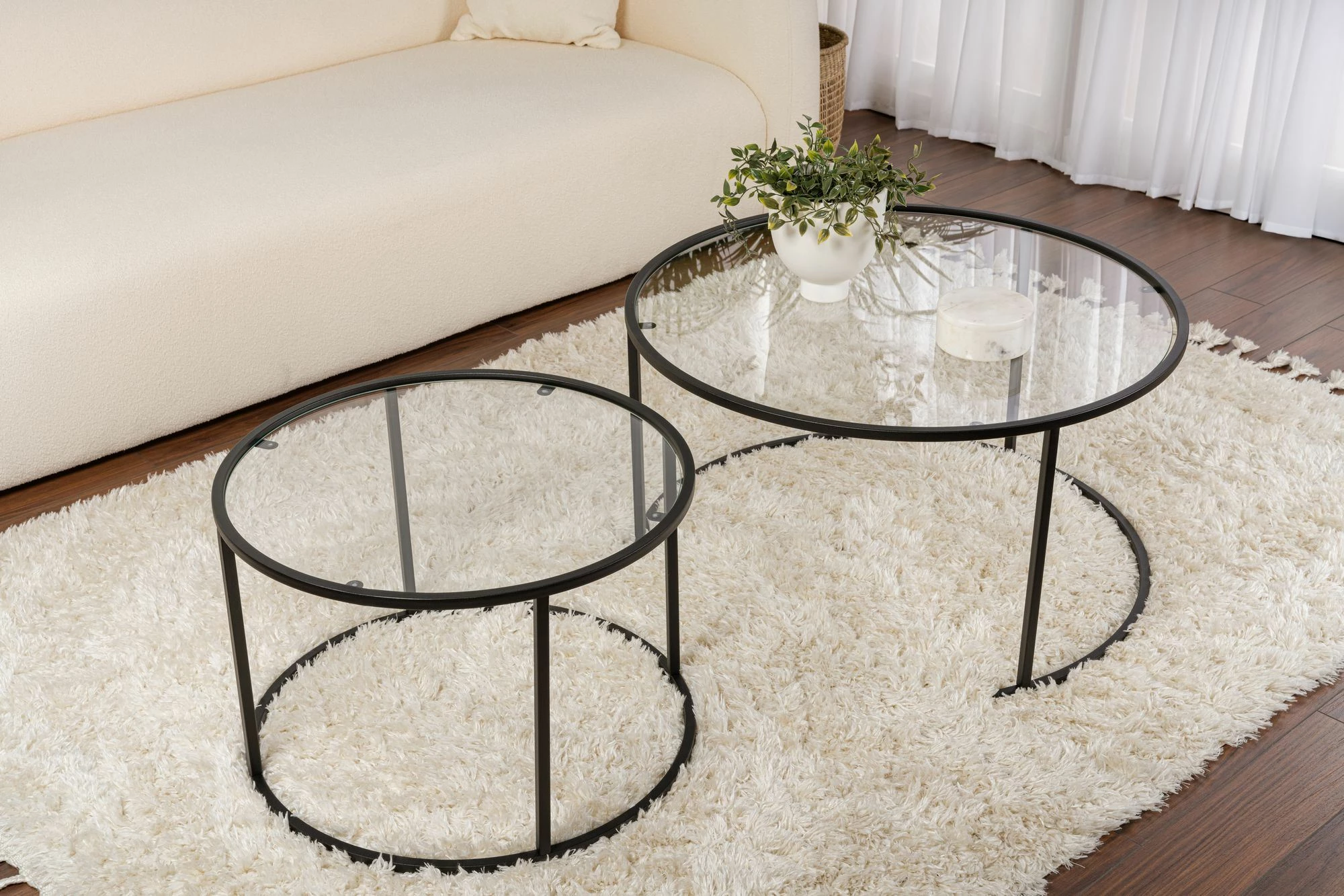 Set tavolinash kafeje Skye Decor, e zezë-transparente, 80-60