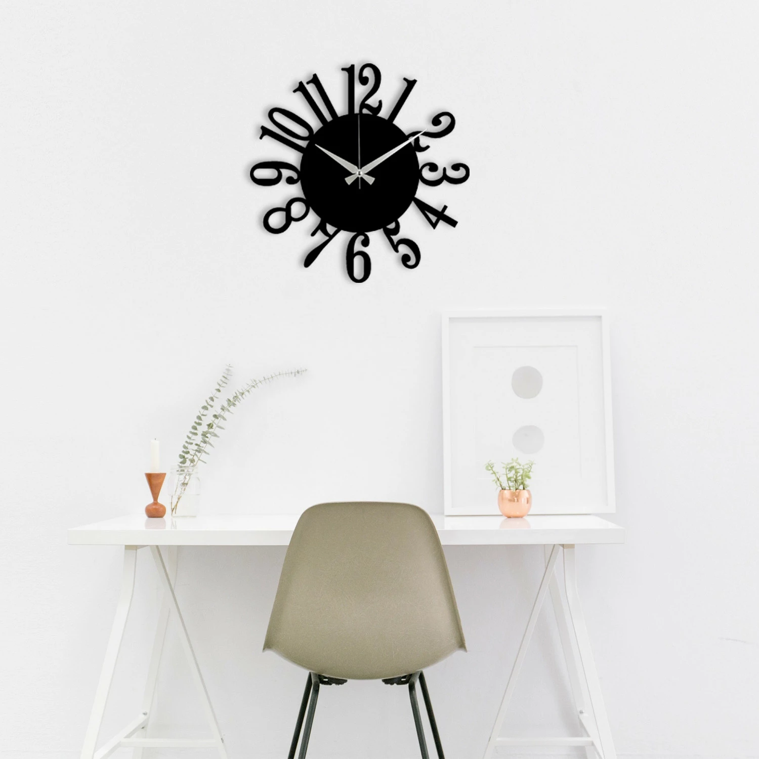 Orë muri dekorative prej metali, Wallity Enzoclock - S005, e zezë, 48x48cm