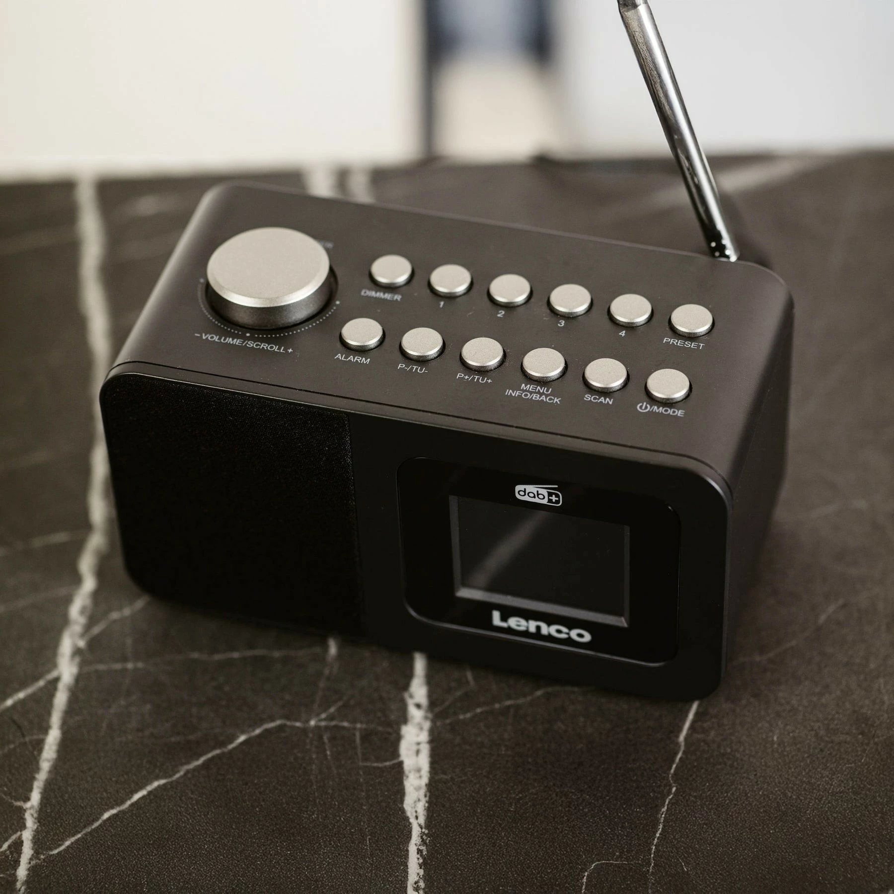 Radio Lenco CR-625BK, DAB+, FM, e zezë