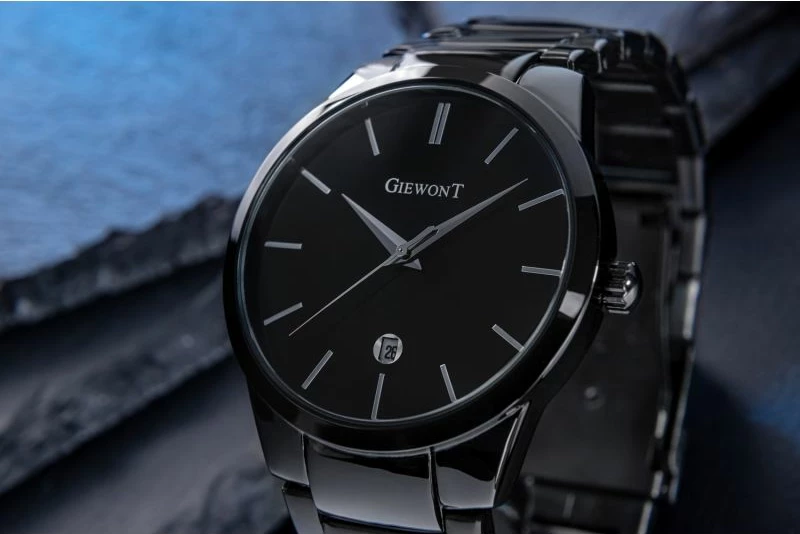 Orë dore për meshkuj Giewont, e zezë