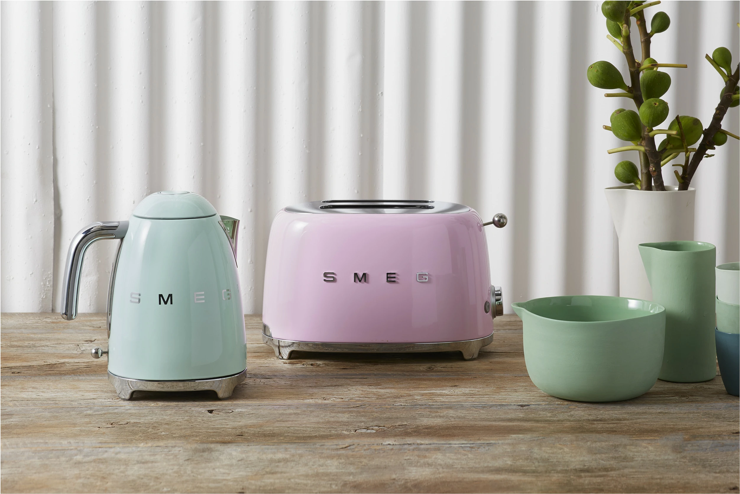 Toster Smeg TSF01PKEU 2-fetash 950 W rozë