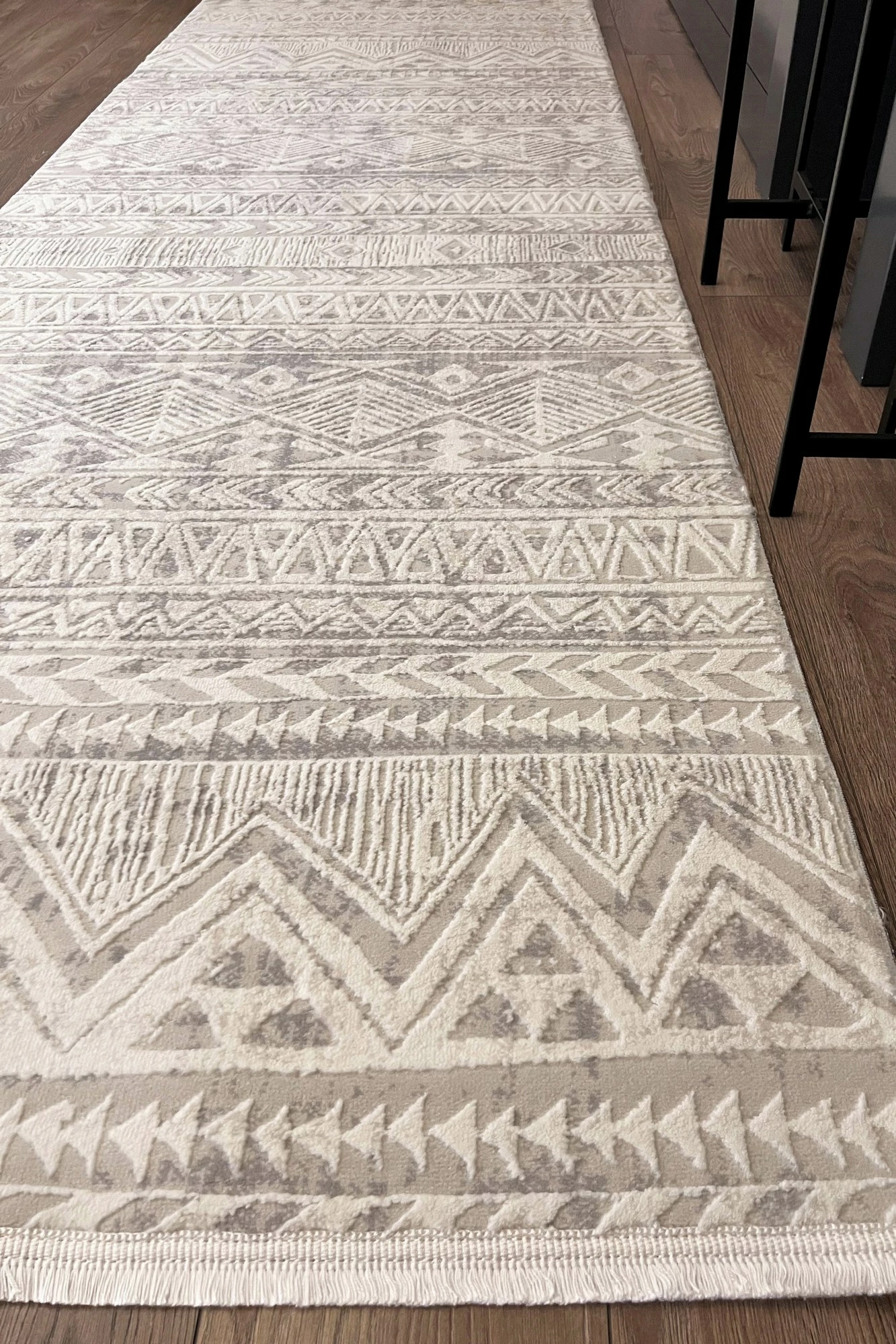 Qilim korridori, Conceptum Hypnose Leo 2970, 100x300 cm, bezhë