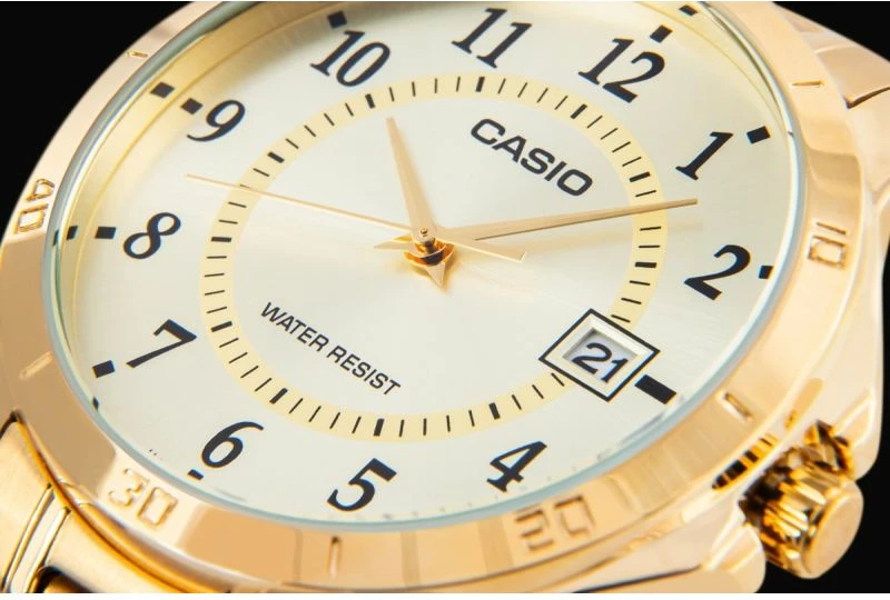 Orë dore për meshkuj CASIO, ari