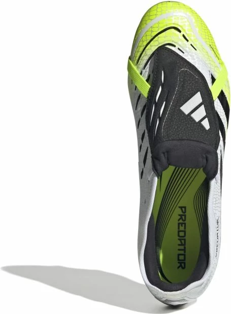 Atlete futbolli për meshkuj adidas, shumëngjyrëshe [Madhësia: 39 1/3]