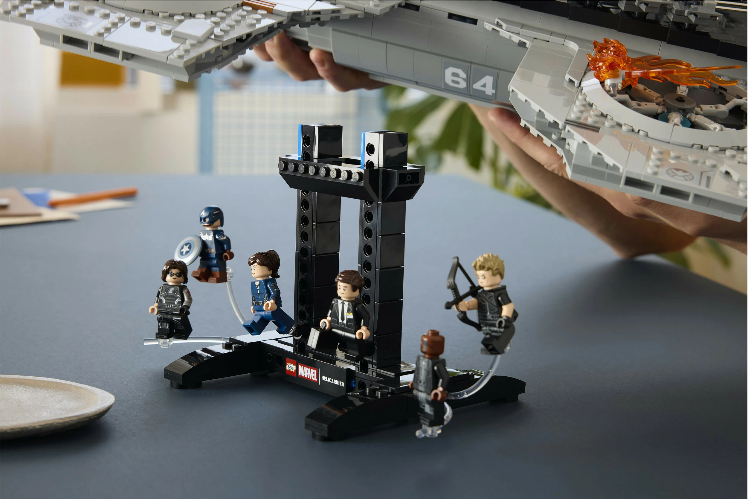Set ndërtimi LEGO Marvel 76354 S.H.I.E.L.D. Helicarrier, 3057 copa, Multicolor