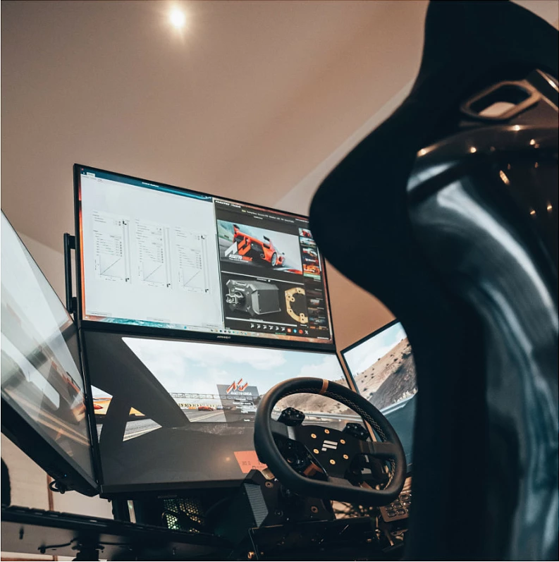 Mbajtës monitori Oplite R8 On Top Monitor Mount 101271, për simulator fluturimi/garash, çelik, i zi