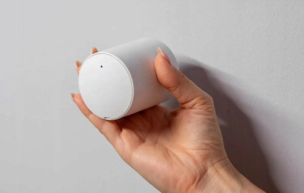 Kokë termostatike smart Shelly BLU TRV TRVBLU1-pack Bluetooth/Wi‑Fi M30/15, set me BLU Gateway Gen3, e bardhë