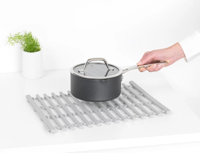 tapet silikoni për lavaman Brabantia 148743 30x30 cm, gri e çelët