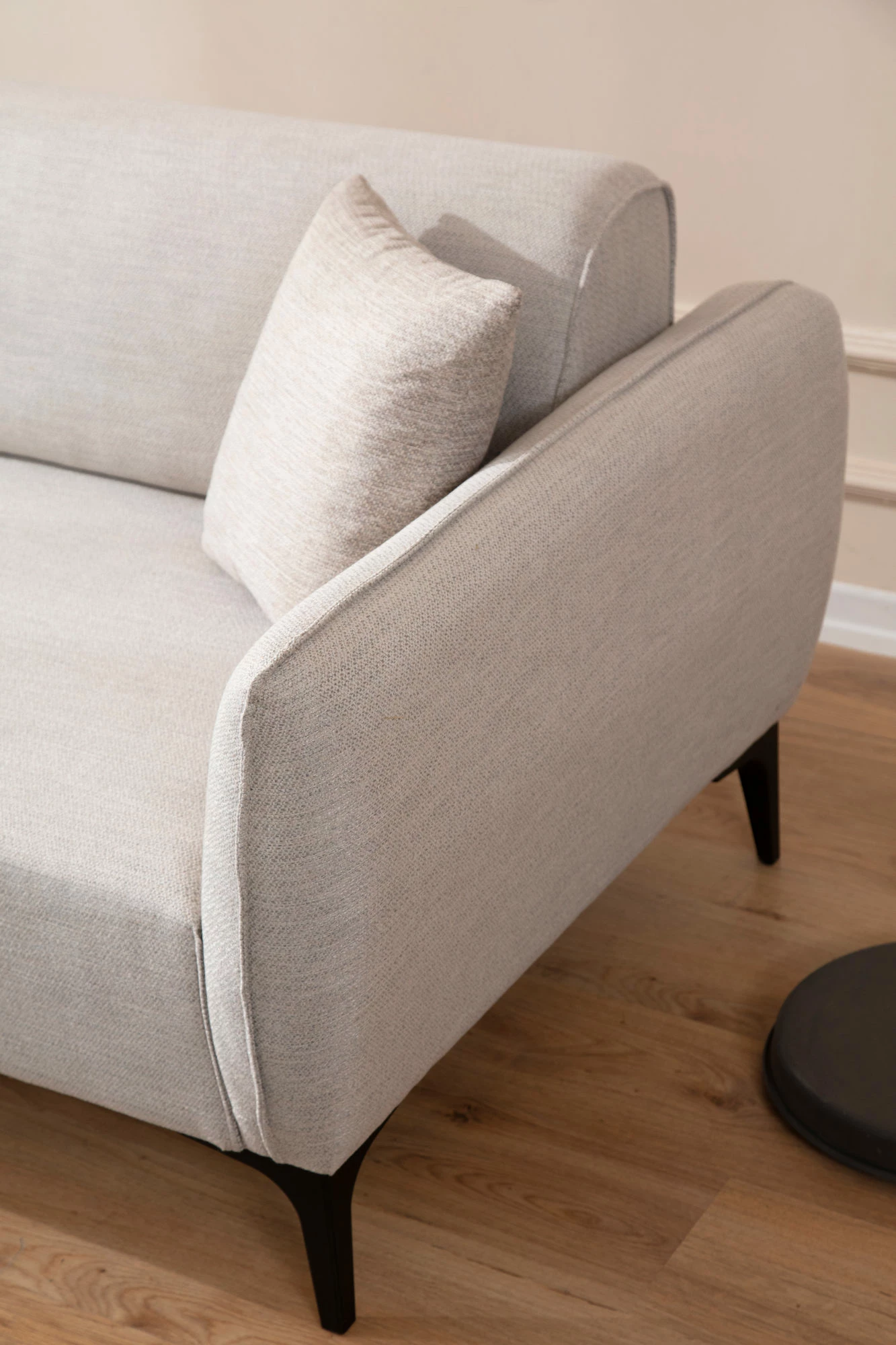 Kënd-sofë Atelier del Sofa, Belissimo, kënd i majtë, ngjyrë e bardhë e çelët