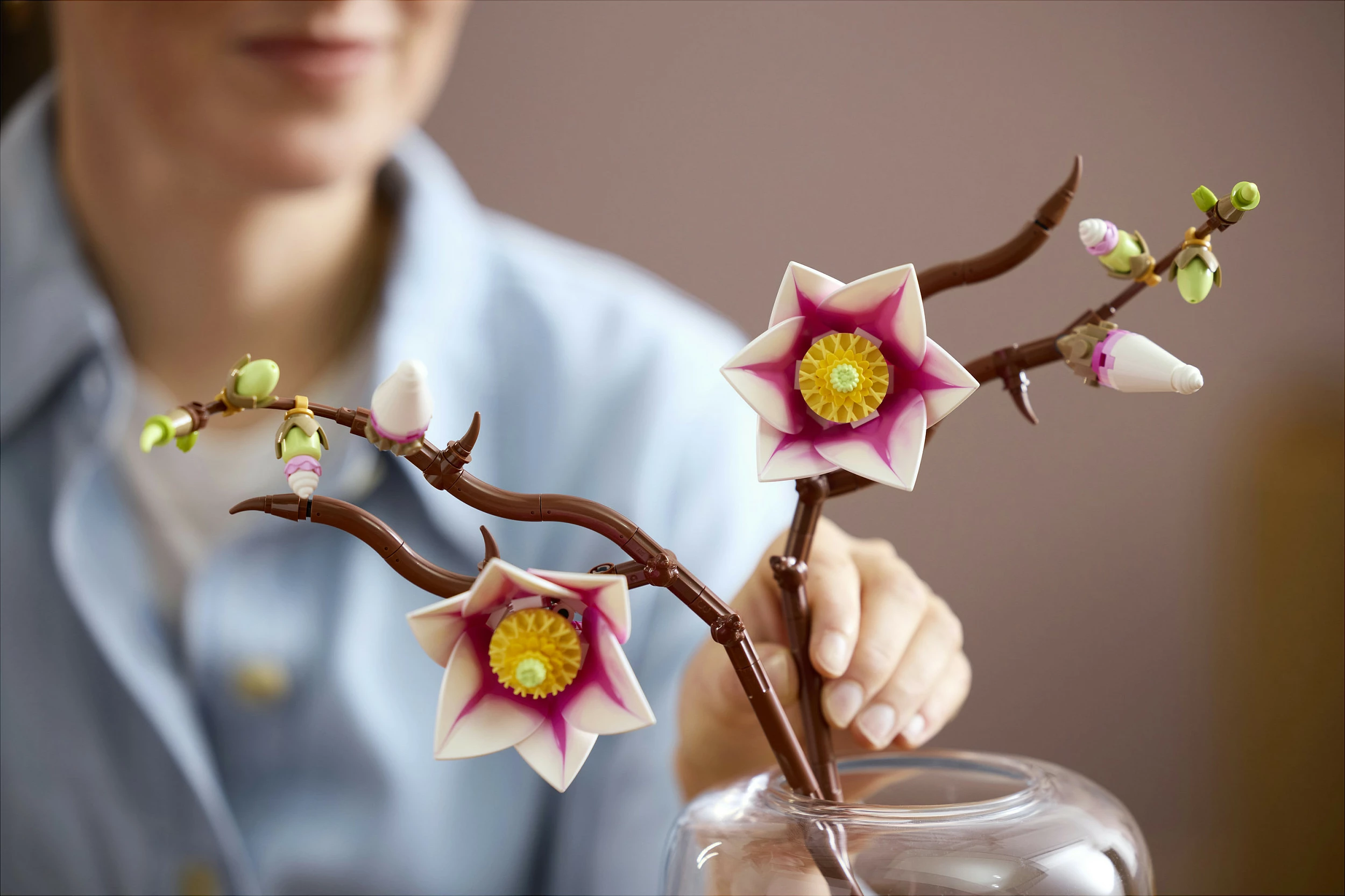 Set ndërtimi LEGO Botanicals Magnolia Branches 11510, 435 copë, 18+, shumëngjyrësh