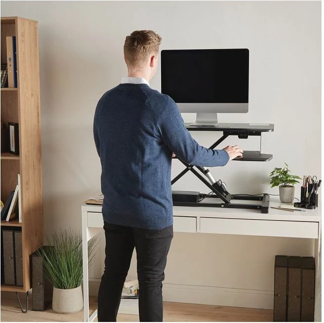 Platformë pune sit/stand elektrike VONHAUS 3000154 80×40cm, lartësi 16–48cm, deri 20kg, e zezë