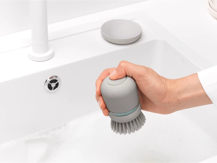 Furçë për enë me dozator sapuni Brabantia SinkSide 302824, 0.1 L, gri