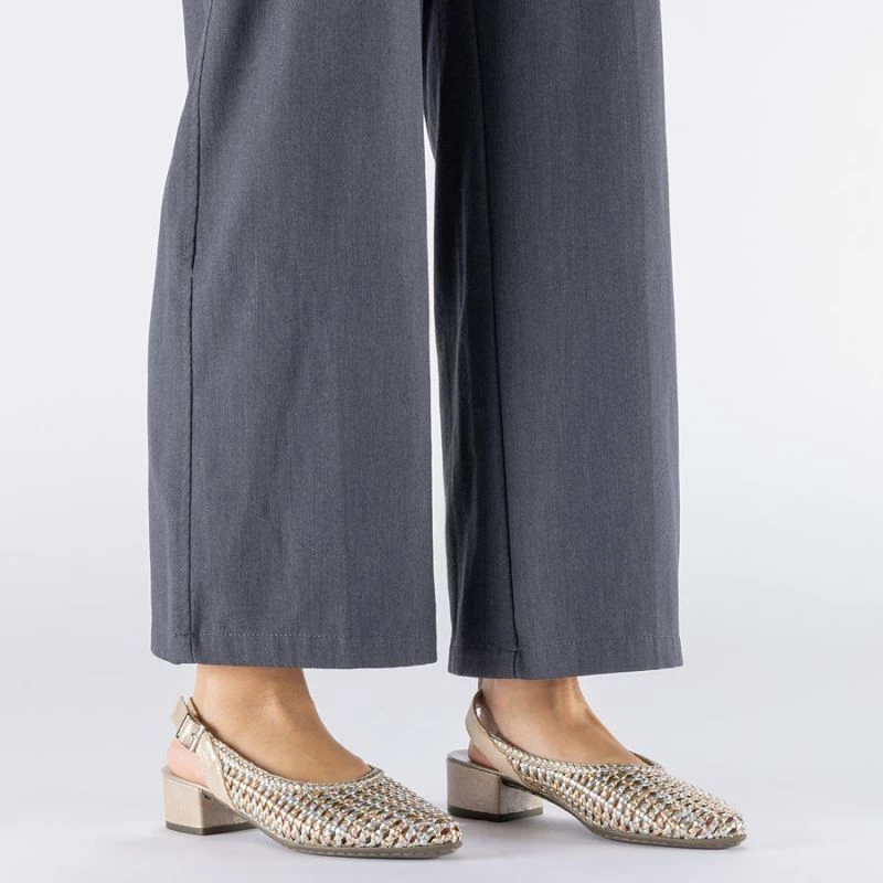 Sandale femra Rieker 47078-90, bezh metalike