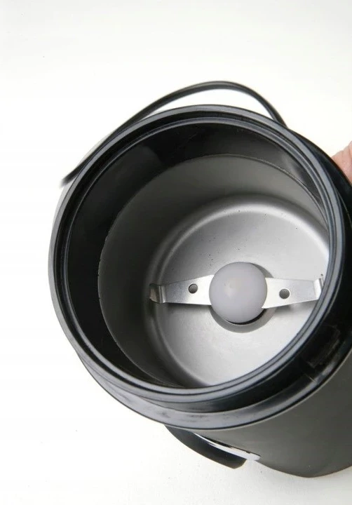 Blender për kafe Black+Decker BXCG150E, 150W, i zi 