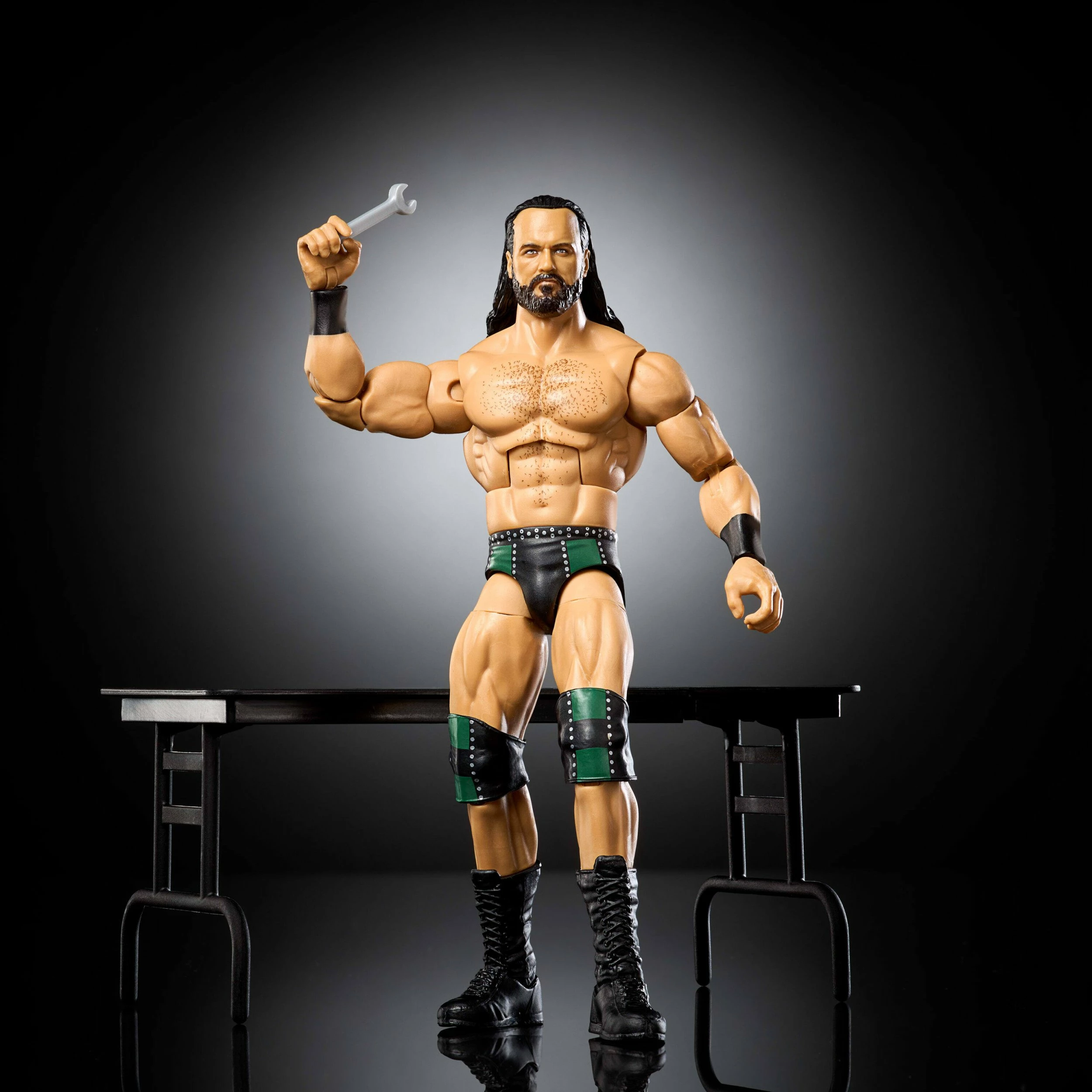 Figurë aksion Mattel WWE Elite Collection Drew McIntyre JHT63, 15 cm, 25 pika artikulimi, me duar të ndërrueshme dhe aksesorë