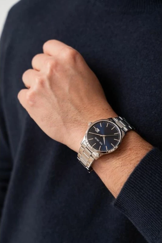 Orë dore për meshkuj Paul Lorens, e zezë