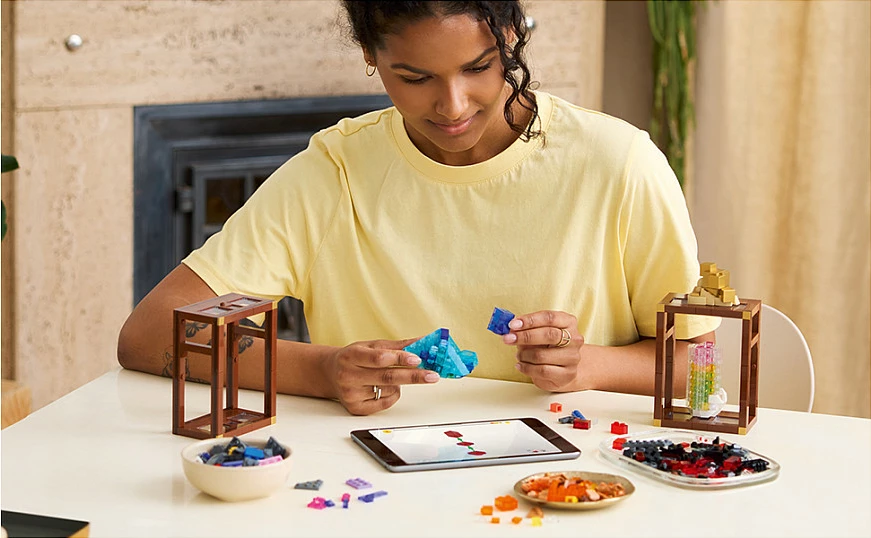 Set LEGO Ideas Mineral Collection 21362, 880 copë, 18+, shumëngjyrësh