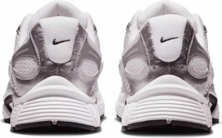 Atlete meshkuj Nike V5 RNR HJ5228-104 [Madhësia: 44.5]