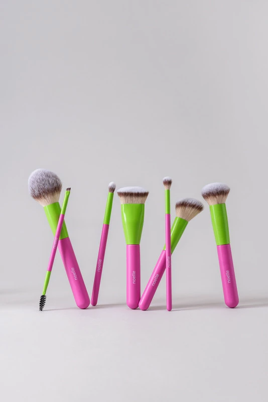Noelle Makeup brush set 7/1 Sugar Rush