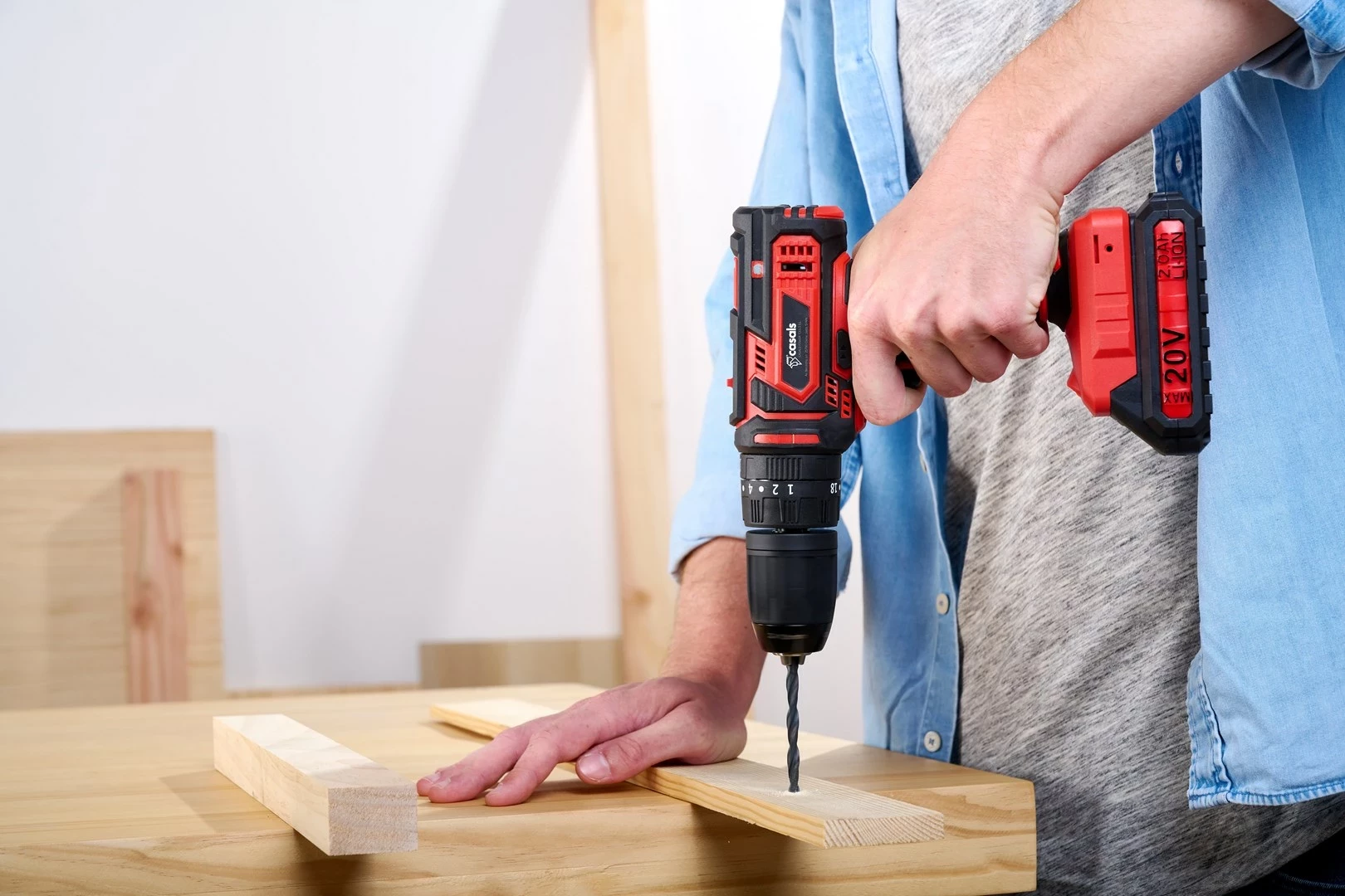 Kaçavidë/spiralë pa kabllo Casals CID2050B, 20V, 1 bateri, e zezë-kuqe