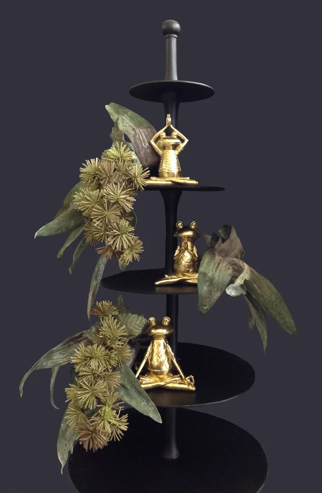 Dekor bretkose në yoga, ngjyrë ari, 21x12x20 cm