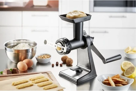 Makinë për bluar mishin GEFU G-19090, prej çeliku inox