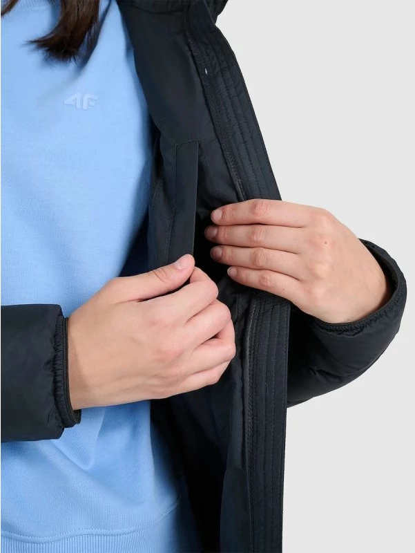 Jakne me pupla për femra 4F 4FRAW25TDJAF0800-20S [Madhësia: XS]