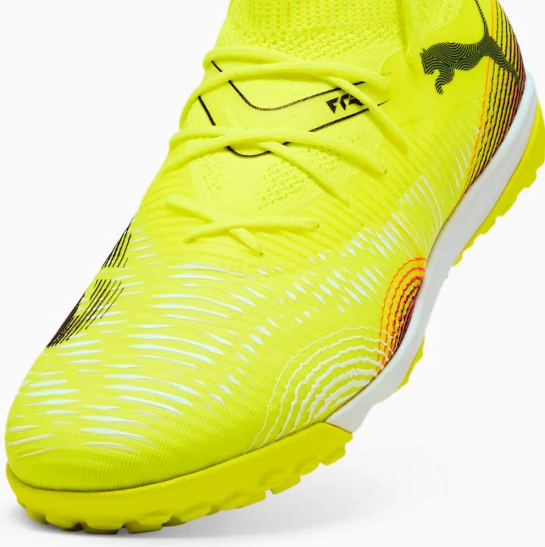 Atlete futbolli Puma për meshkuj, të verdha