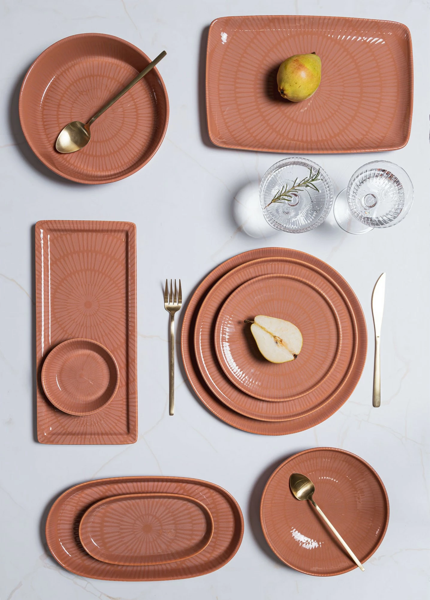 Pjatë servirëse Hermia NON0034, 10 x 17 x 4 cm, rozë