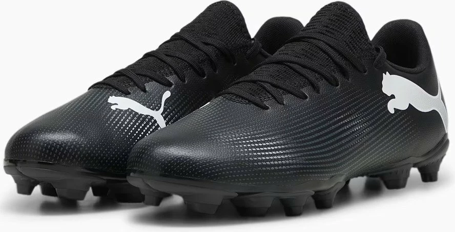 Këpucë futbolli Puma FUTURE 7 Play FG/AG, nr. 44.5, zi me detaje të bardha
