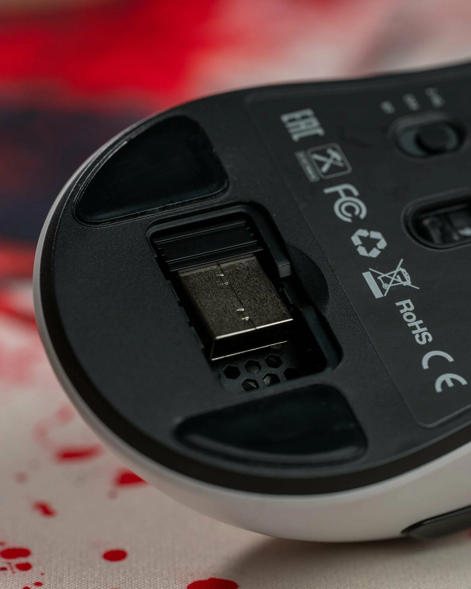 Maus gaming Marvo Monka Rapid G982W 12000 DPI me 3 mënyra lidhjeje (BT/2.4G/USB) i bardhë
