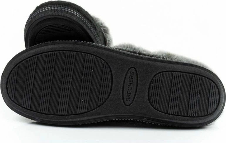 Papuqe Skechers femra, të zeza