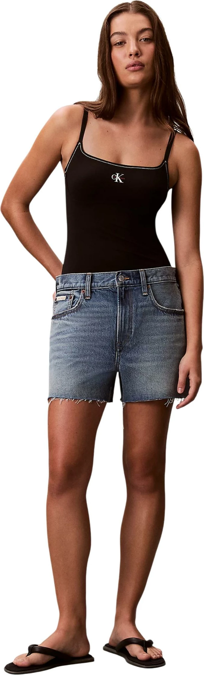 Kostum banje njëpjesësh Calvin Klein Jeans LV00Q61217 për femra, i zi [Madhësia: L]