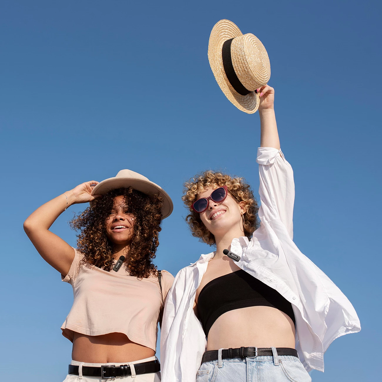 Mikrofon pa tela BOYA BY-V10 V2.0 2.4GHz USB-C, set me transmetues dhe marrës, i zi