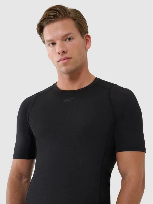 Maicë për meshkuj 4F, e zezë