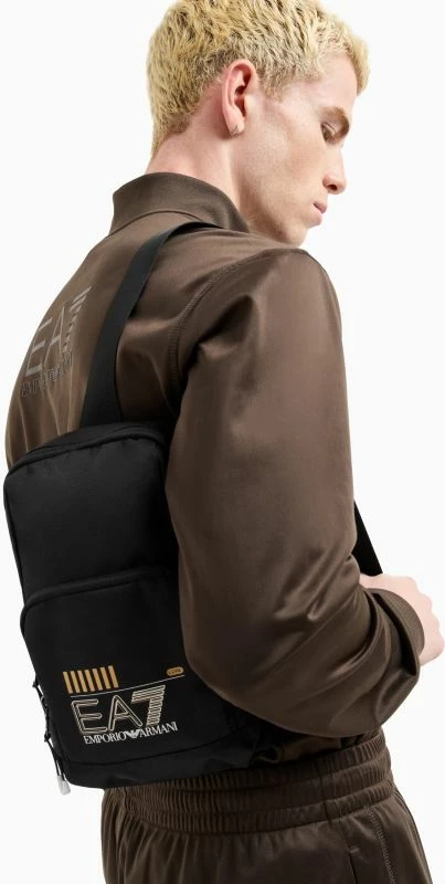 Çantë krahu për meshkuj Emporio Armani, e zezë